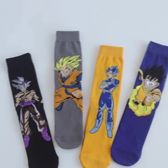 Gran oferta, divertidos calcetines de dibujos animados de personajes de películas de Anime, novedad, moda creativa, divertidos calcetines de algodón para hombres